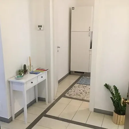 Guest house A Due Passi Da Giulietta-casa Montecchi Verona